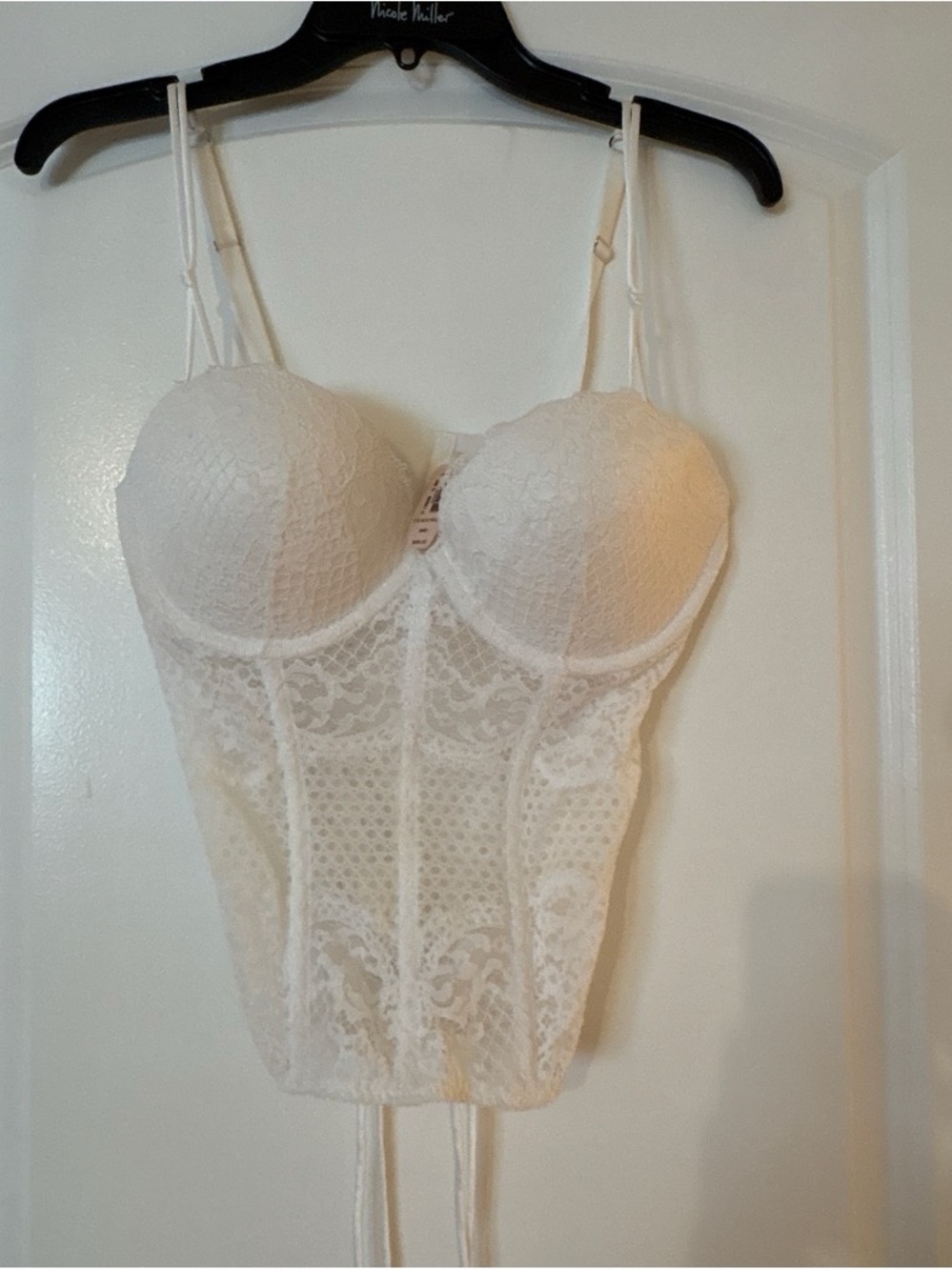 Victoria's Secret White Lace Bustier with Molded Cups
